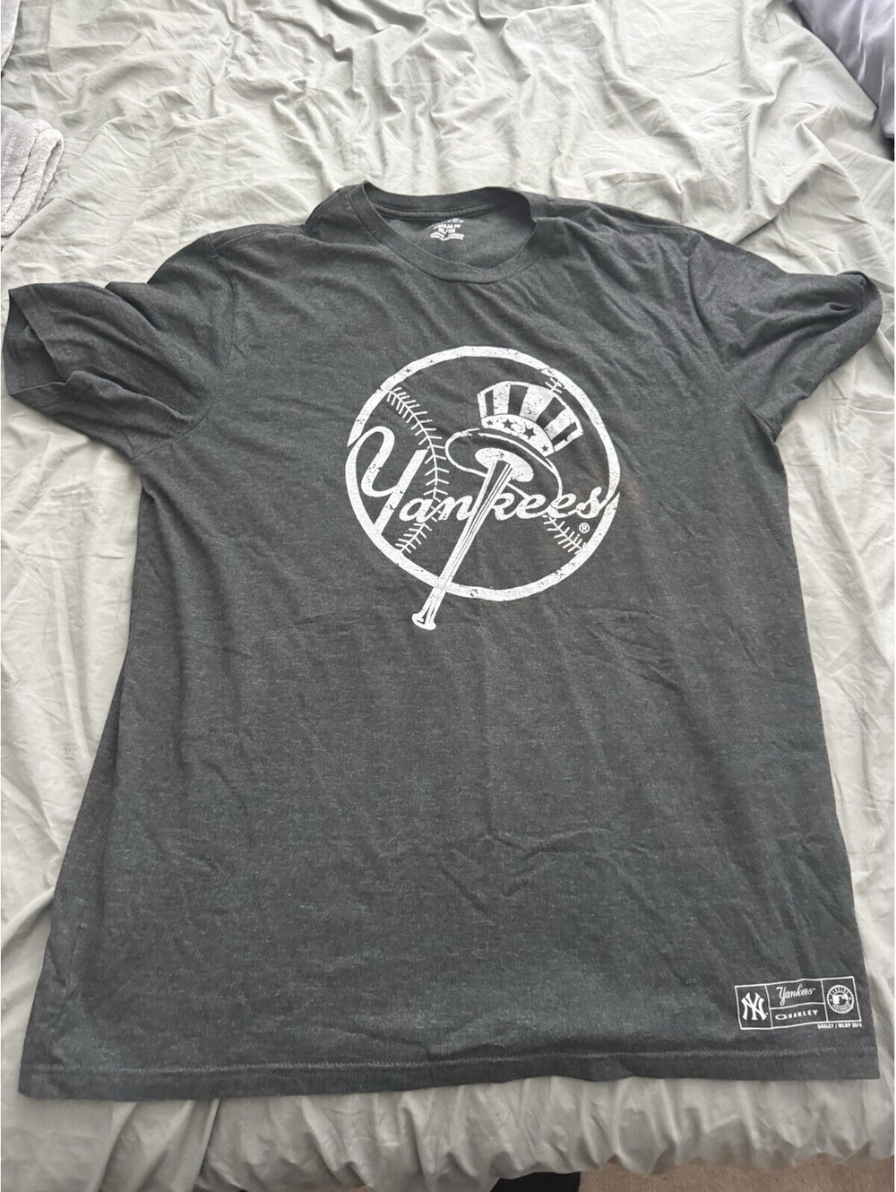 Oakley T Shirt NY Yankees Grey Size XL